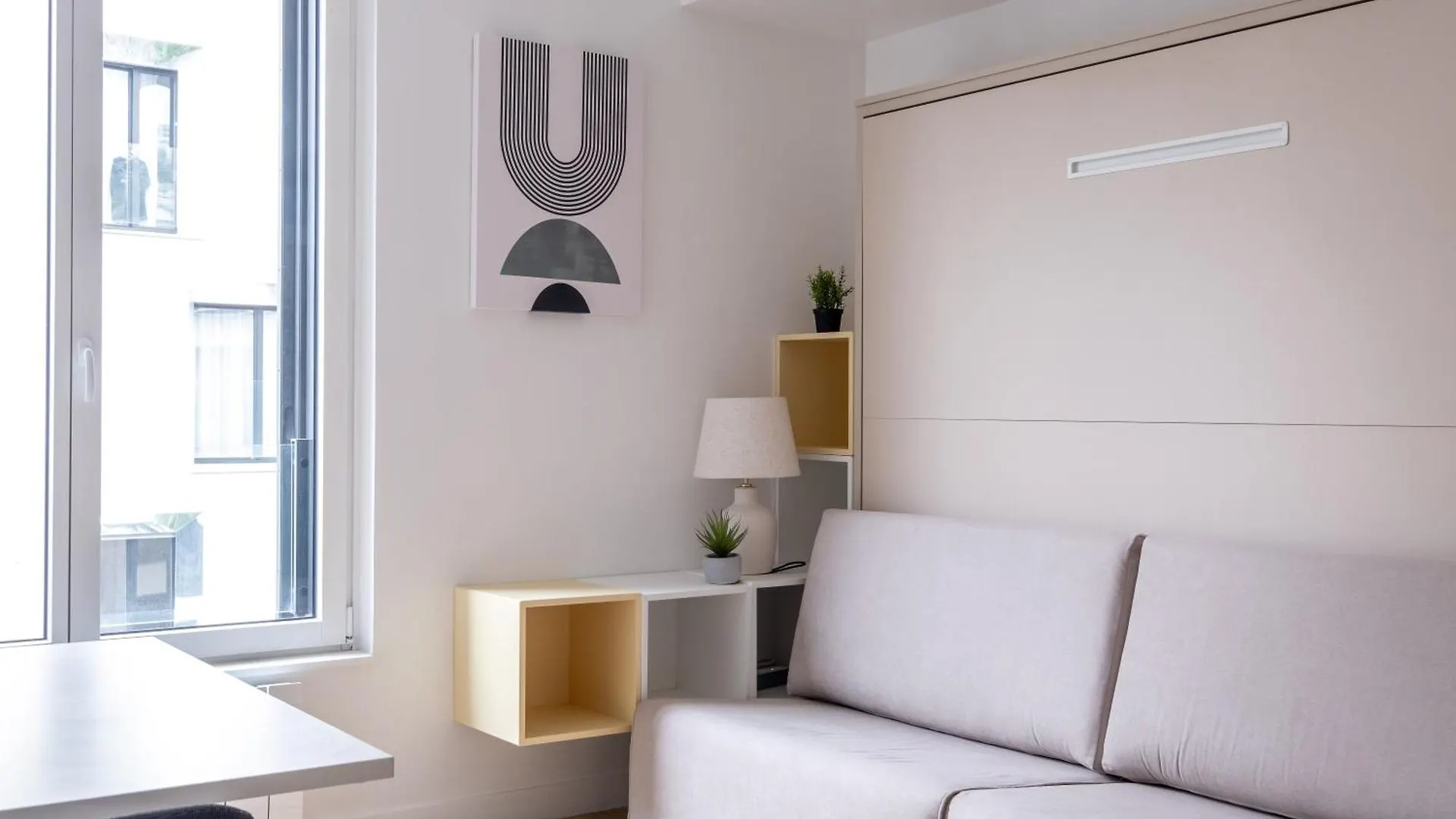 Luxueux Appartement A Batignolles Paris France
